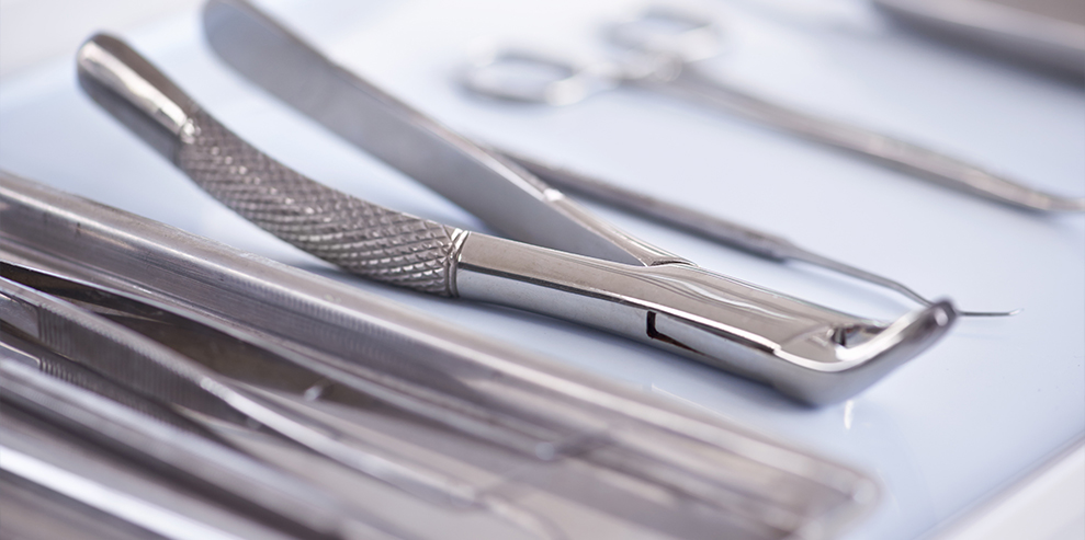 Why Choosing the Right Dental Instrument Dealers Matters for Your Clinic